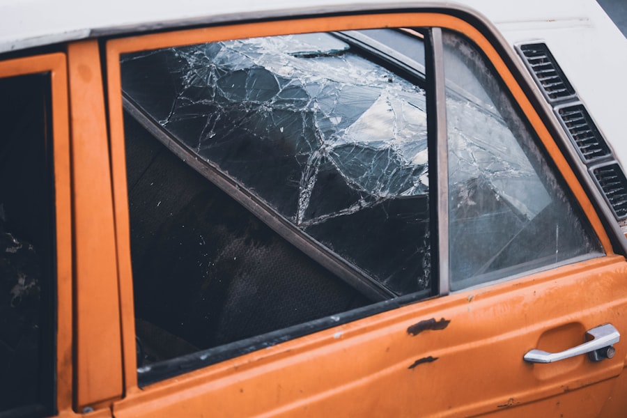 Photo auto window repair